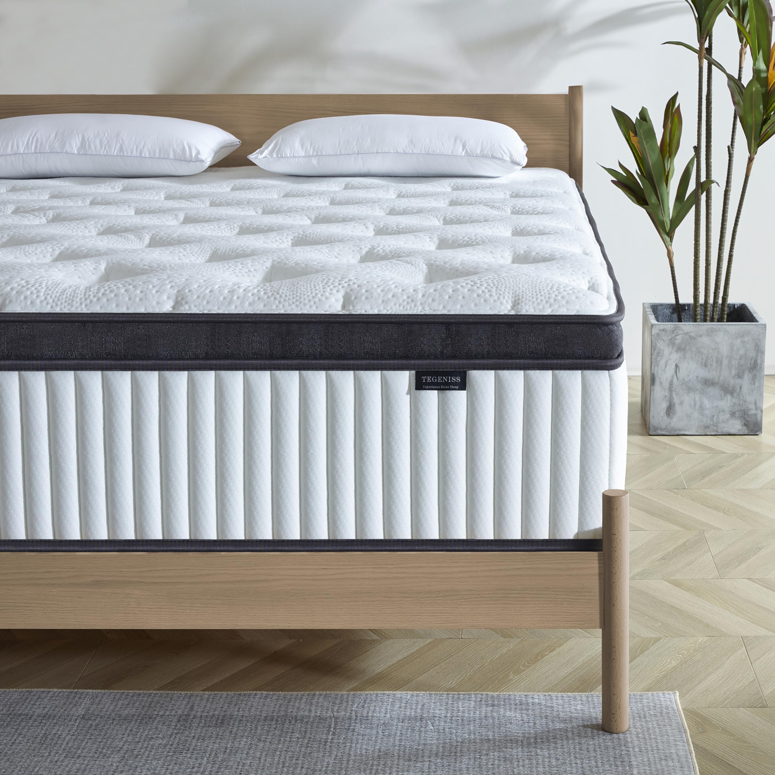 Queen Mattress with Gel Memory Foam for Pressure Relief and Support
| 14 Inch Innerspring Hybrid Mattress in a Box for